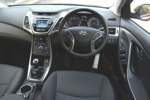 Hyundai Elantra 03