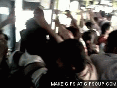 bus-india-crowd-o