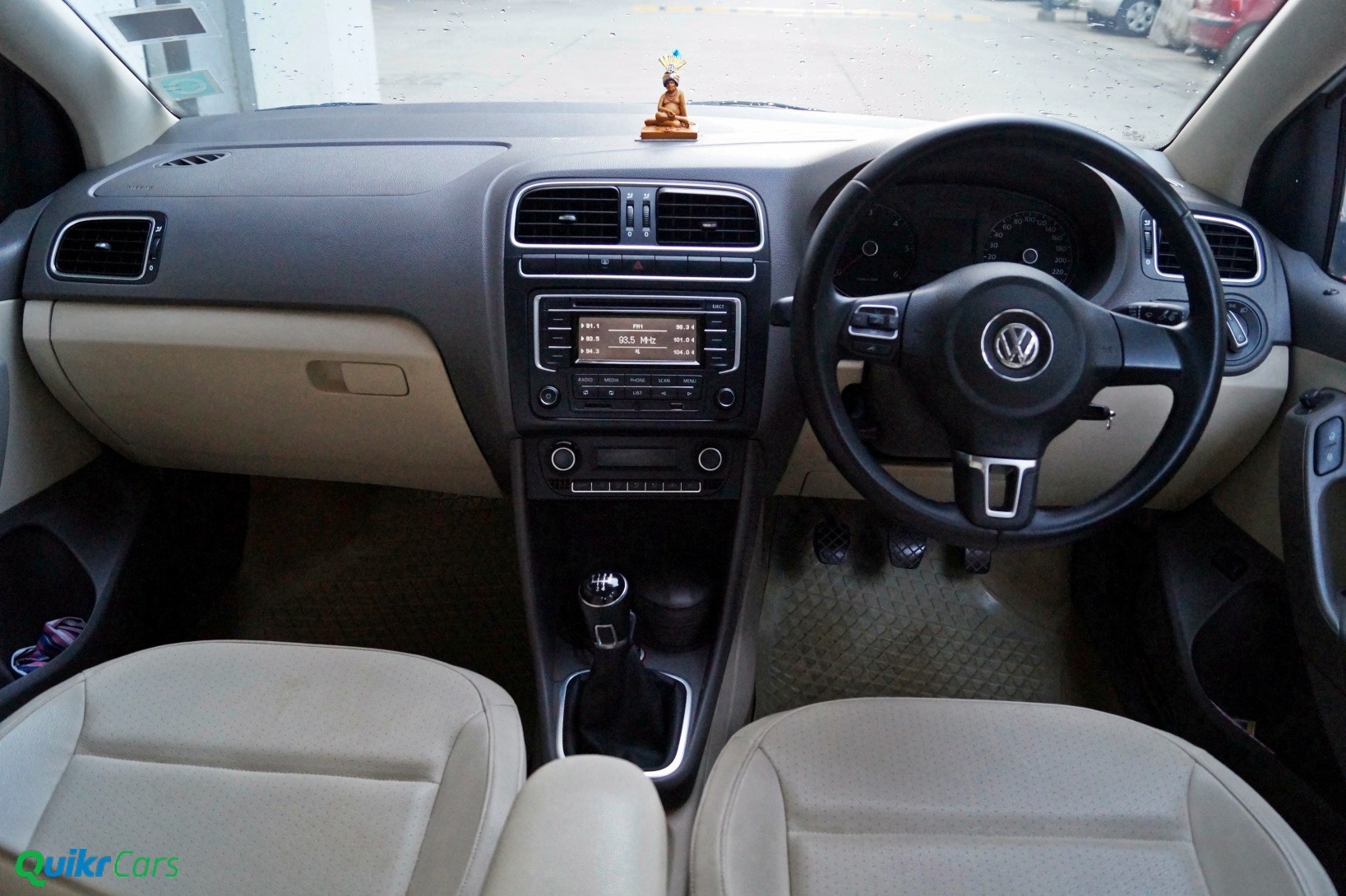 VW Vento interiors