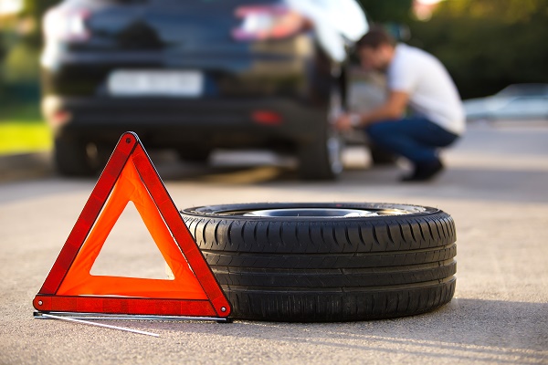 warning-signs-replace-car-tyres