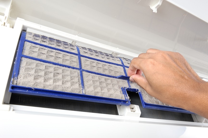 Cleaning air conditioner filter
